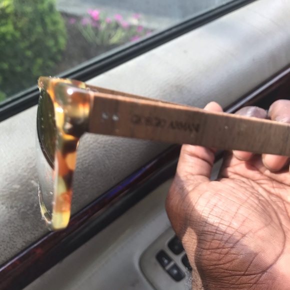 Very classic Giorgio Armani  sun Glasses  used - Picture 5 of 7